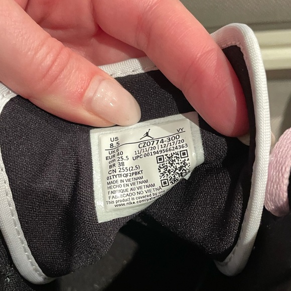 Sold** Authentic Air Jordan 1 SE Dutch Green - Picture 5 of 10